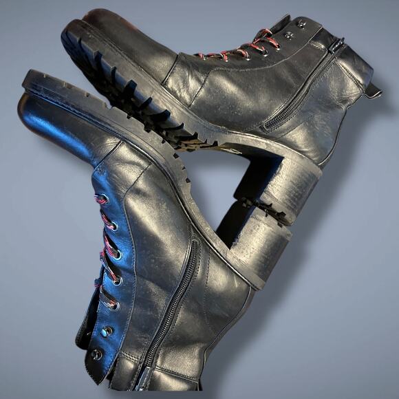 Women's Size 11 VINCE CAMUTO Gaviana Black Leather Boots Side Zip Lace Up Boots - Picture 9 of 15